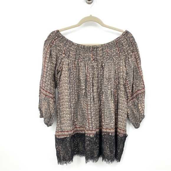 Anthropologie Tops - Vanessa Virginia Anthropologie Women Size Small Blouse 3/4 Sleeve Top Blue Print
